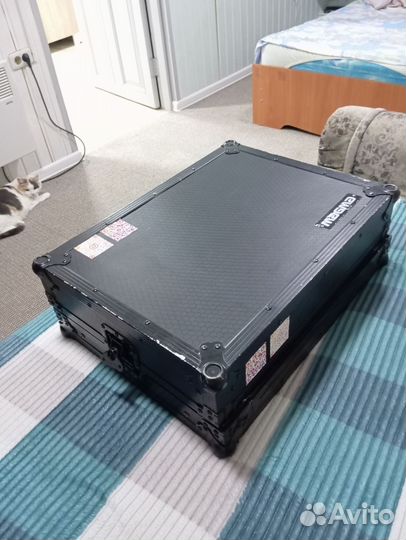 Dj контролер Traktor kontrol s4 mk3