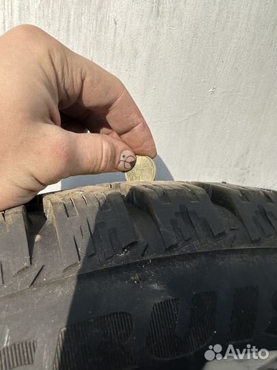 Bridgestone Ice Cruiser 7000S 235/65 R17 108T