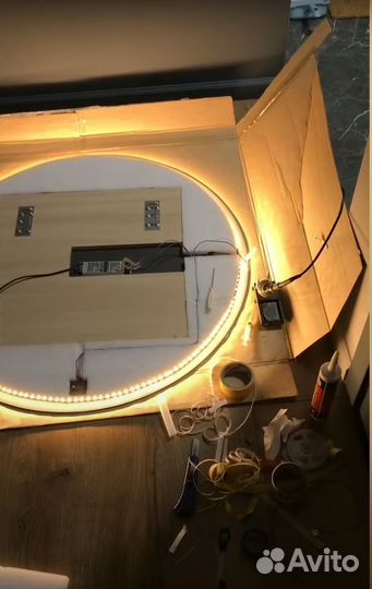 Зеркало с подсветкой