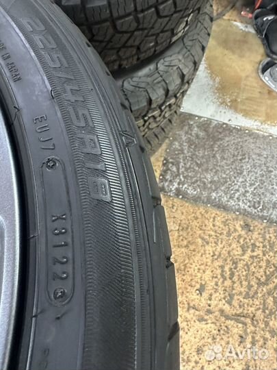 Dunlop Le Mans V 225/45 R18