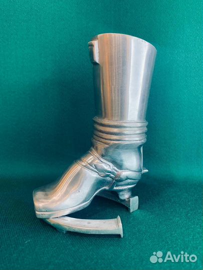 Крутейшая советская карандашницаГусарский сапог