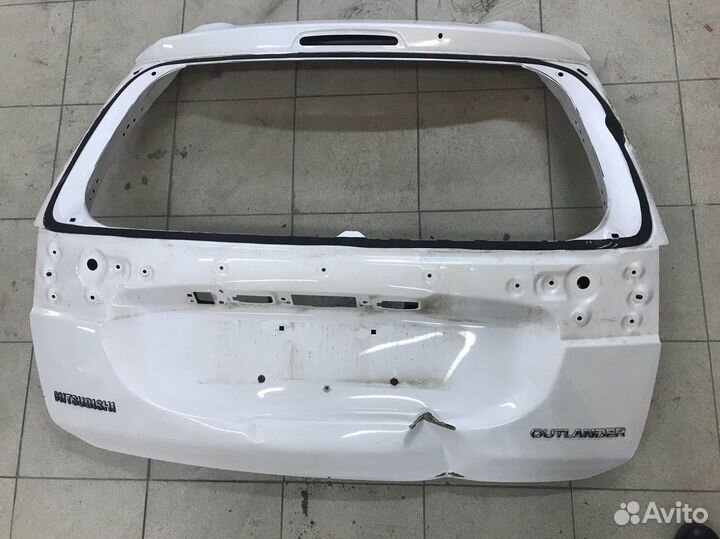 Крышка багажника mitsubishi outlander 3