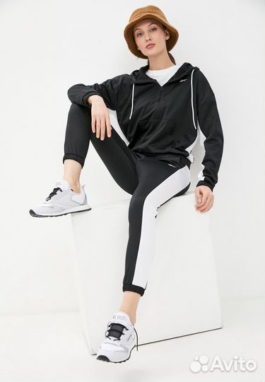 Спортивный костюм reebok женский