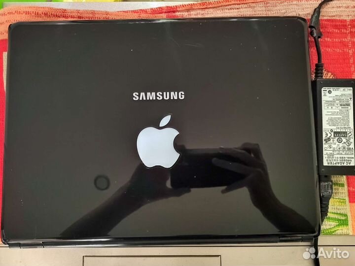 Ноутбук Samsung