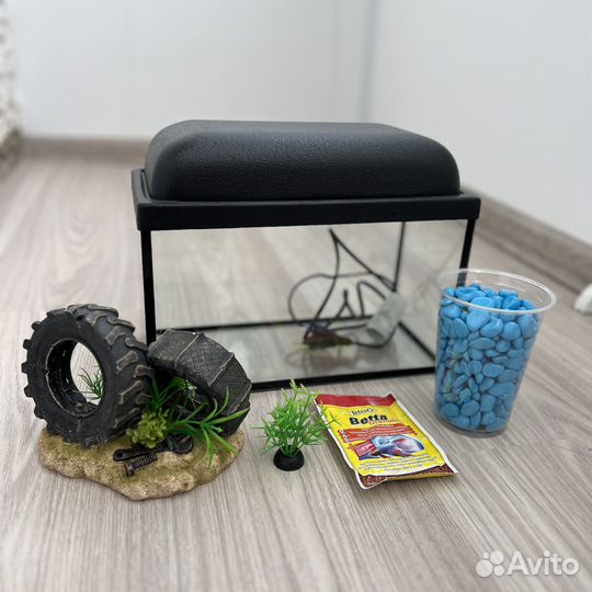 Аквариум прямоугольный с крышкой 7 литров бу