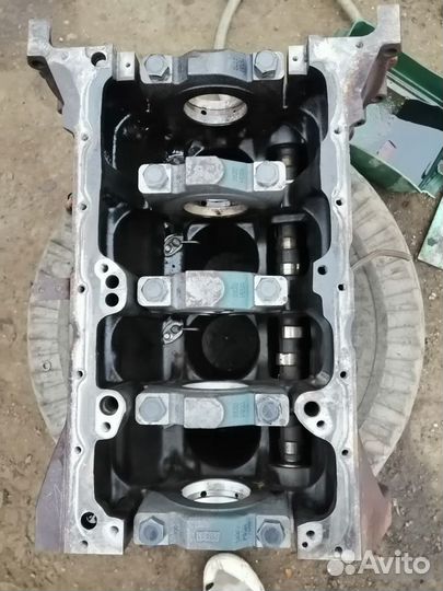 Блок двигателя caterpillar 3054 / C4.4 оригинал