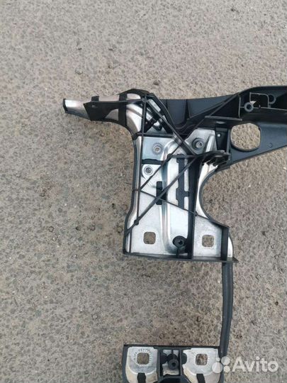 Audi A4 B9 A5 8W панель передняя телевизор