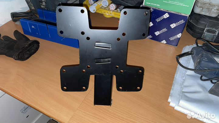 Крепление для телевизора на стену