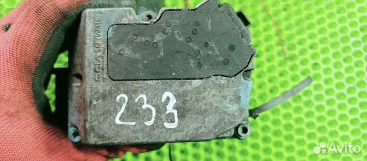 Дроссельная заслонка Skoda Octavia