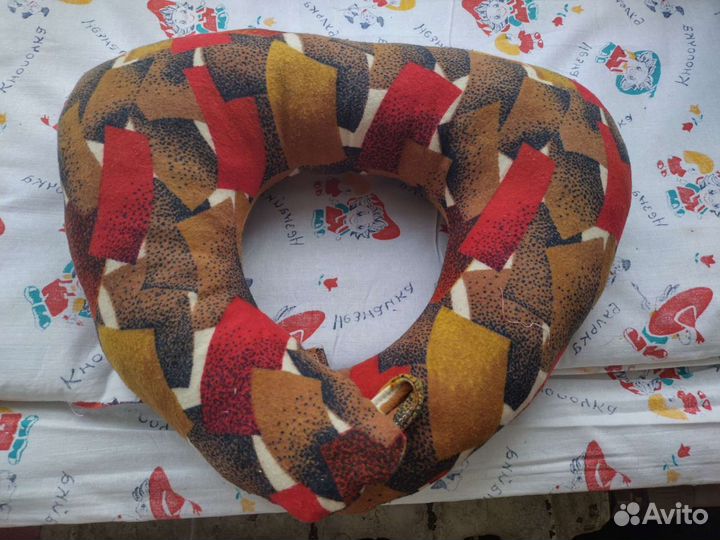 Подушка для путешествий