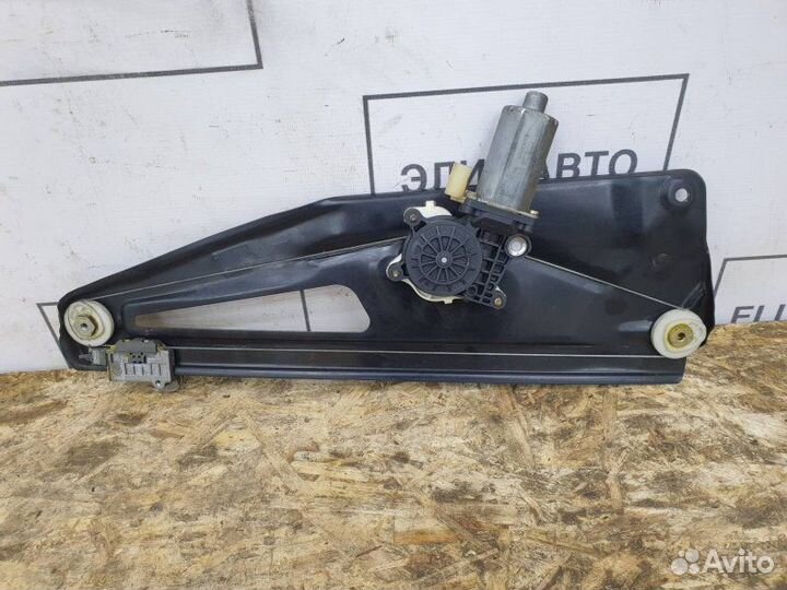 Стеклоподъемник задний левый Land Rover 4.4