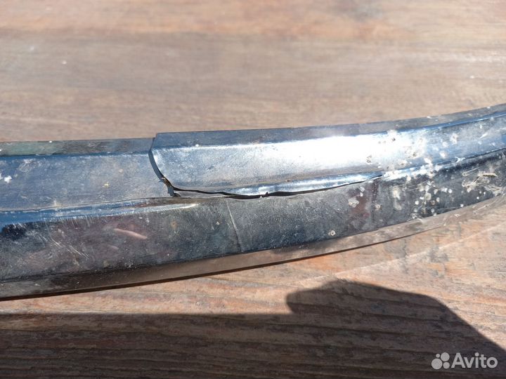 Молдинг заднего бампера camry