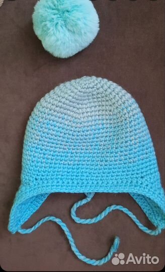 Вязаная шапка на флисе