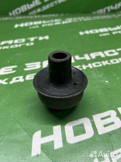 Сайлентблок рычага подвески Opel Omega A 1987