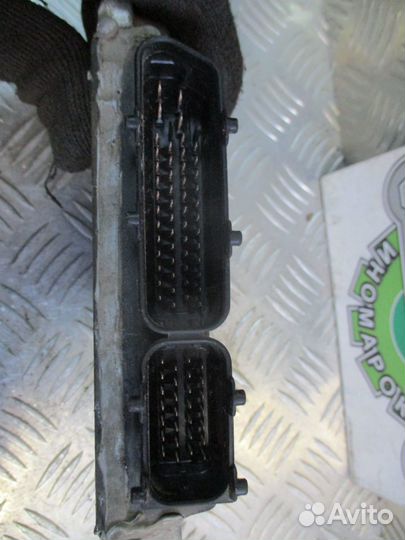 Блок управления двигателем Шкода Октавия 1.9d AHF