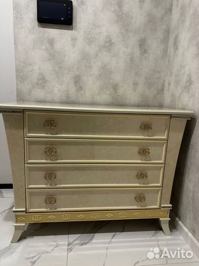 Комод Италия