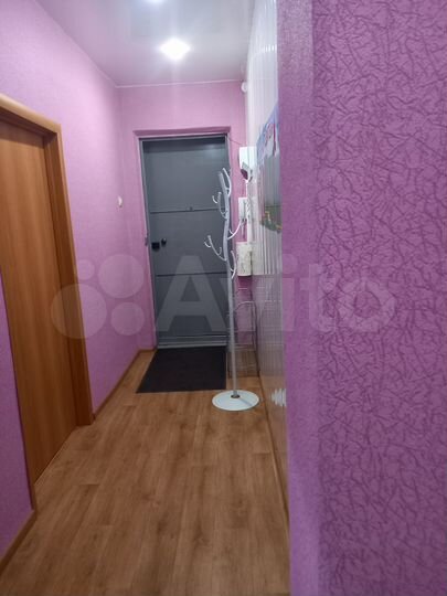2-к. квартира, 47,6 м², 1/3 эт.