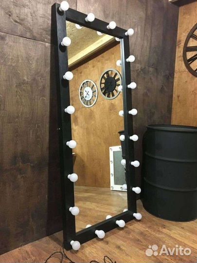 Зеркало с подсветкой