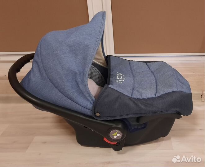 Коляска 3 в 1 Tutis Zippy Viva