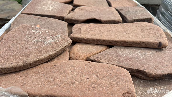 Природный камень для облицовки ступеней