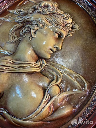 Панно барельеф