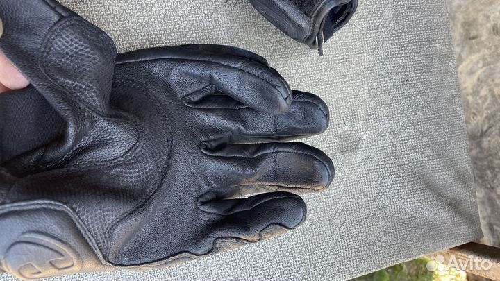 Мотоперчатки held