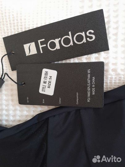 Купальник женский новый 54 размер