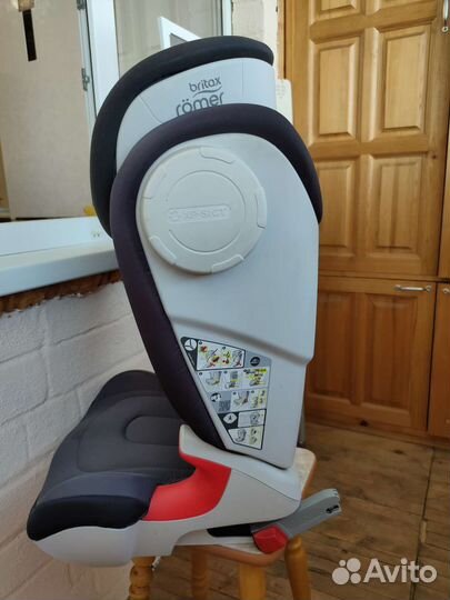 Автокресло britax roemer