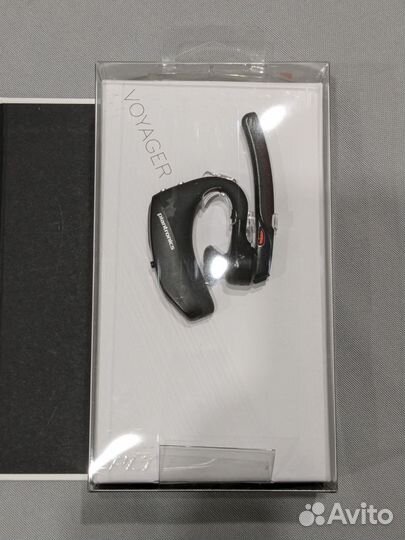 Гарнитура Plantronics Voyager 5200