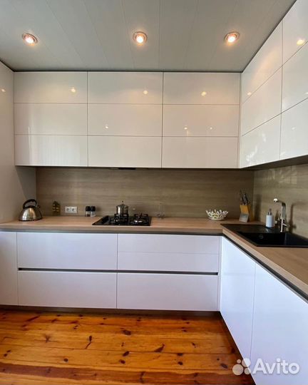 Кухонный гарнитур на заказ. Долговечные материалы