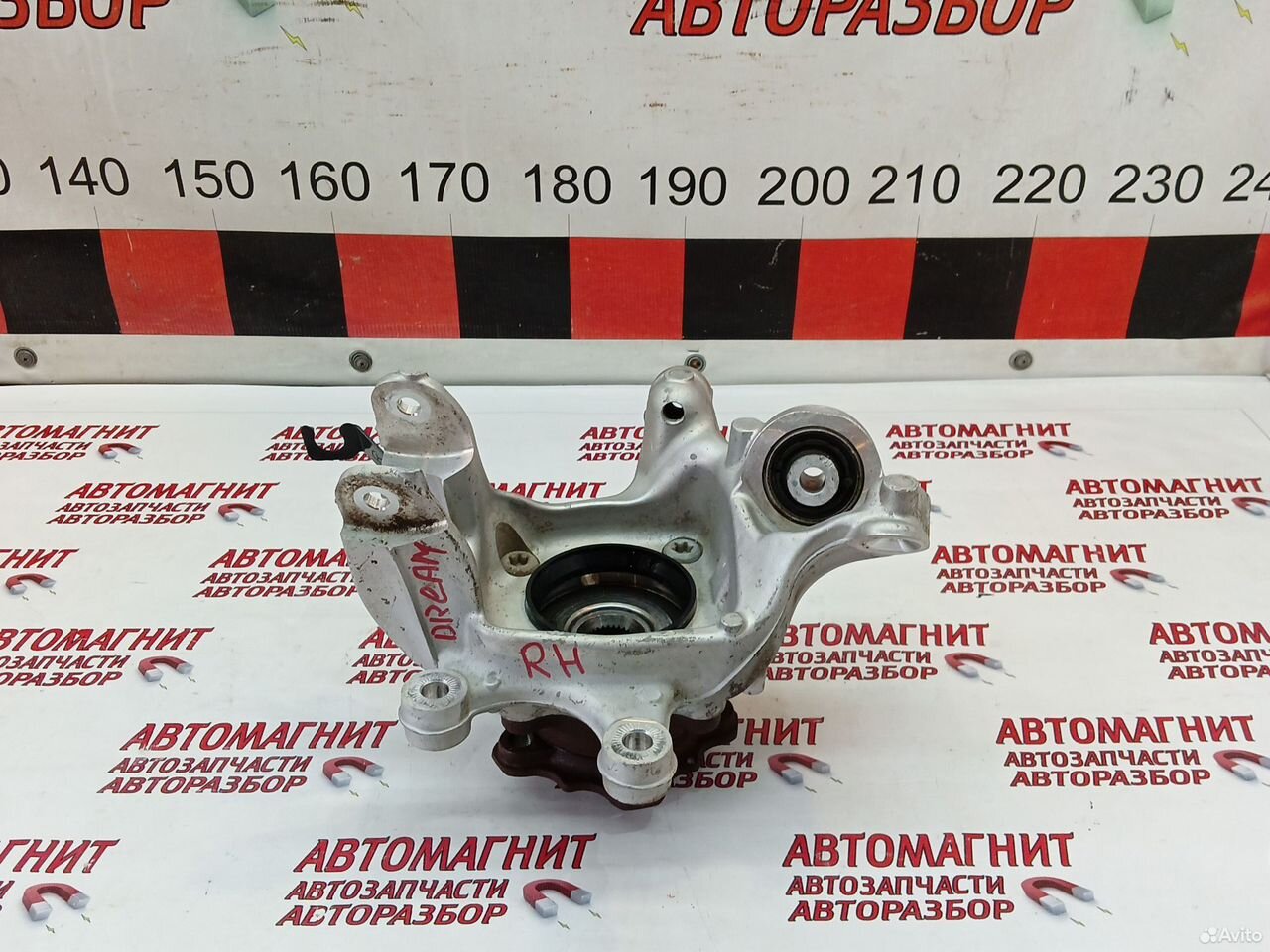 Цапфа кулак задний правый Voyah Dream