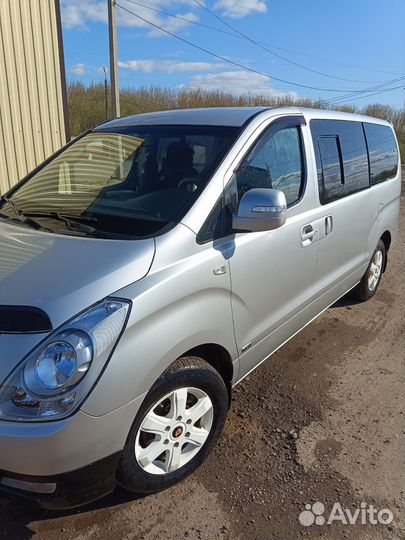 Hyundai Grand Starex 2.5 AT, 2009, 271 000 км