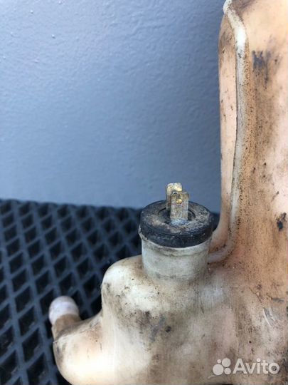 Масляный бачок Honda Dio 27 / 28