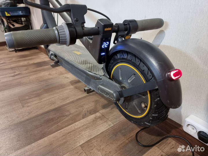 Электро самокат ninebot g30