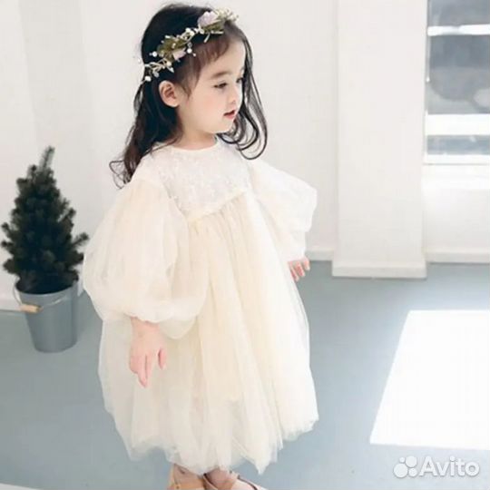 Новое.Нарядное платье для девочки 92-98, 104-110