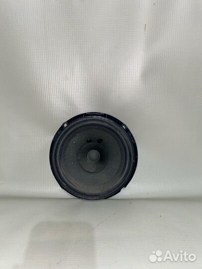 Volkswagen Polo 09- Колонка задняя 435