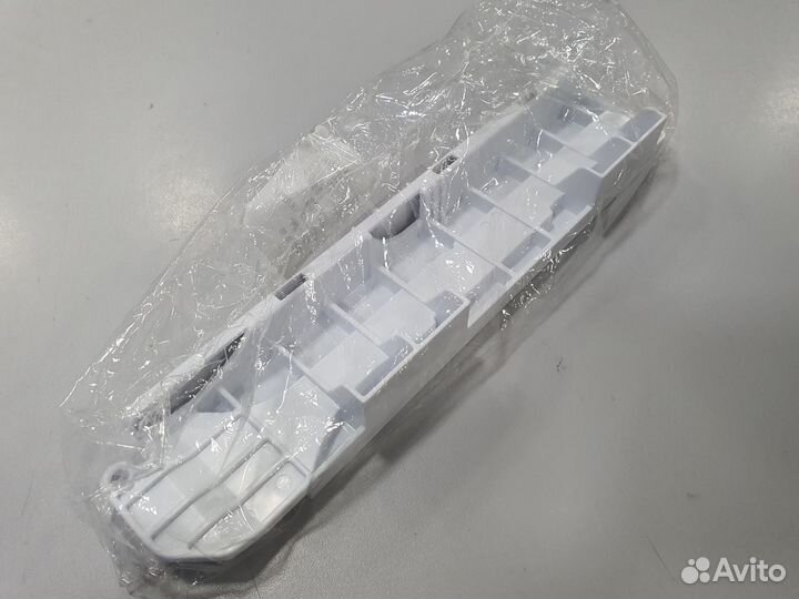 Направляющая ящика правая Холодильника Indesit