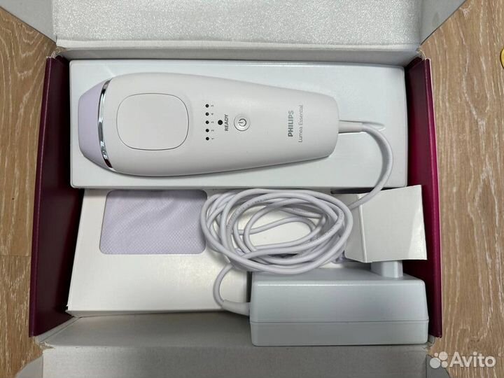 Фотоэпилятор Philips Lumea Essential