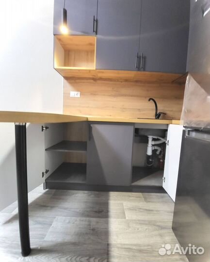 Кухонный гарнитур угловой