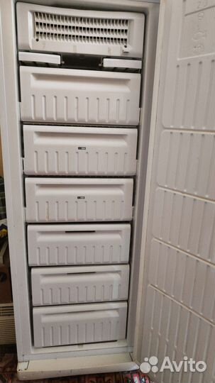 Морозильная камера indezit No frost