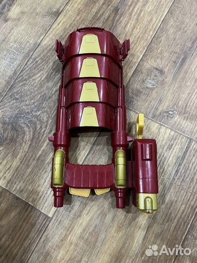 Перчатка Железного человека от nerf