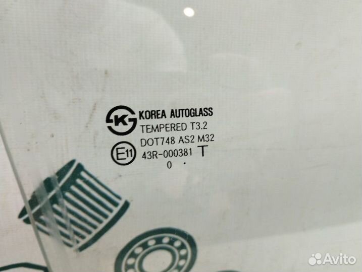 Стекло двери переднее правое Hyundai Solaris седан