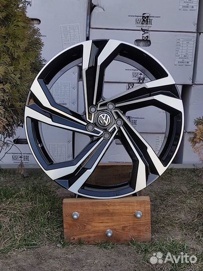 Диски R20 Volkswagen Tiguan