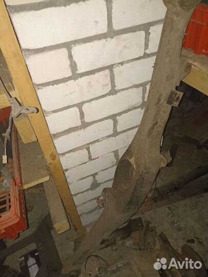 Задняя балка BMW 5 E34