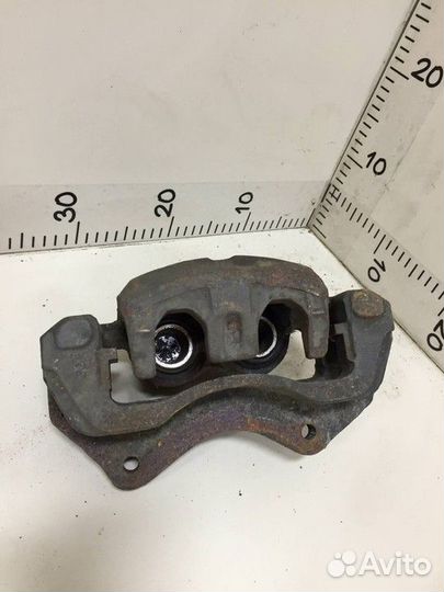 Суппорт передний правый