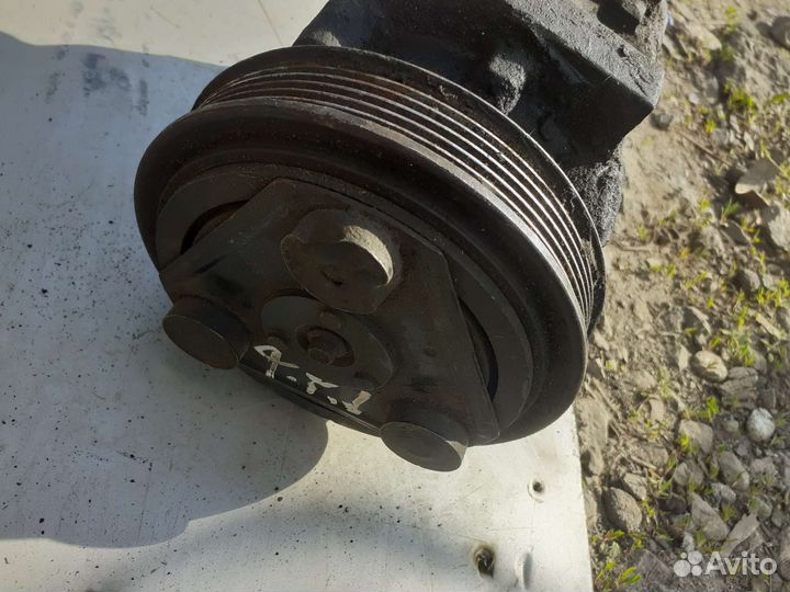 Компрессор кондиционера Ford Focus 1