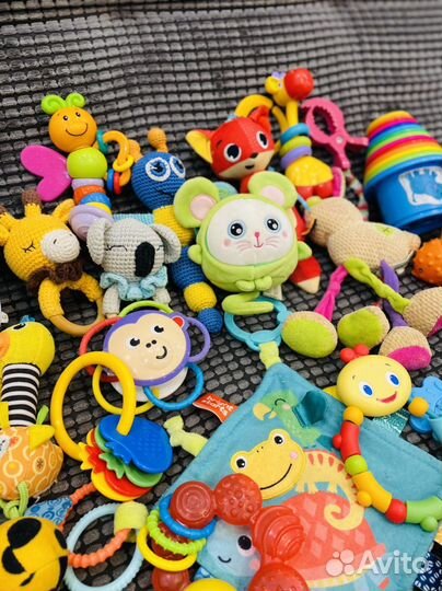 Огромный пакет детских игрушек