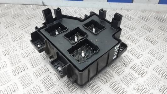 Блок комфорта hyundai santa FE 2 (BPH06M301)