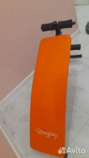 Фитнес скамья для жима и пресса