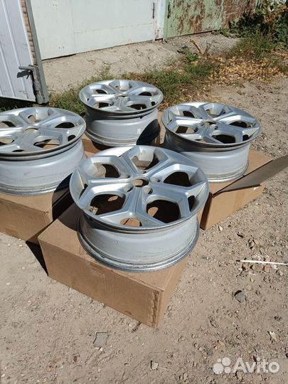 Литые диски R 17, 5 x 114,3 б/у